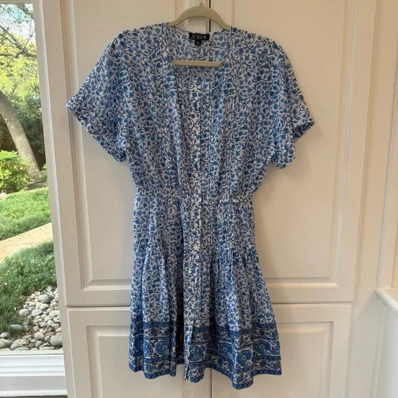 NWT J.Crew Pintuck Mini Shirtdress in Bandana Blockprint |
Cottage Dress | Small - Picture 7 of 13